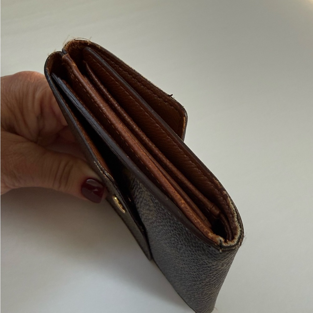 Vintage Louis Vuitton Monogram Canvas Wallet - Picture 7 of 7
